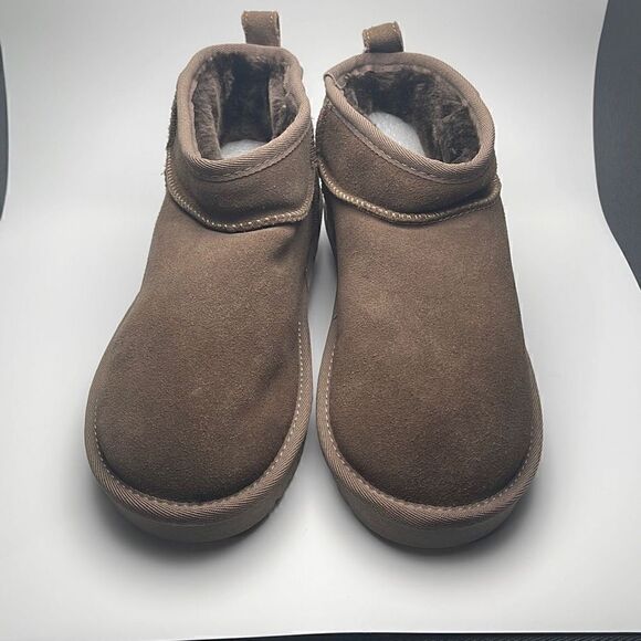 CUSHIONAIRE Women's Genuine Suede pull on boot 8 BROWN - Picture 2 of 7